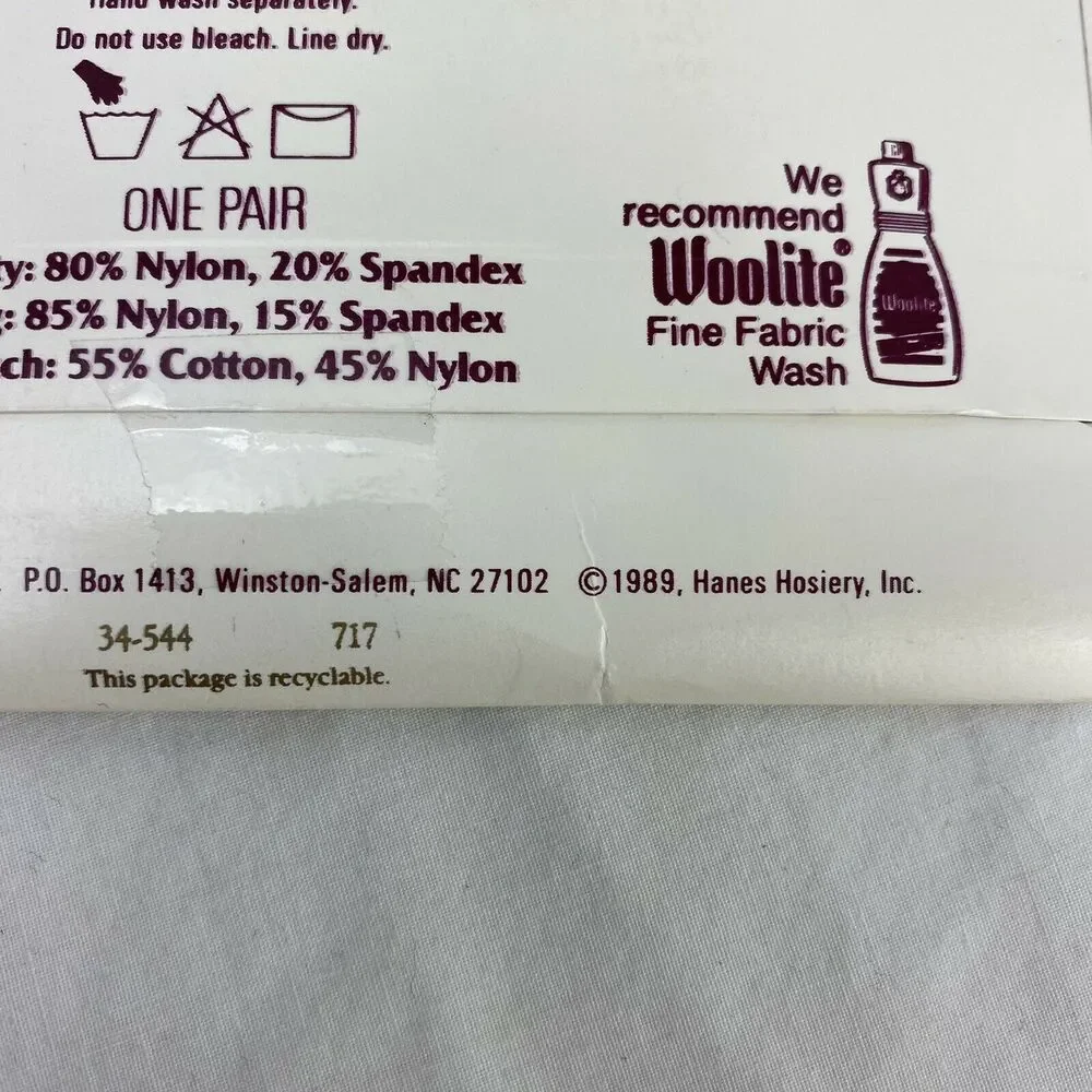 Vintage 1989 Hanes Silk Reflections Control Top Pantyhose CD Black Sandalfoot